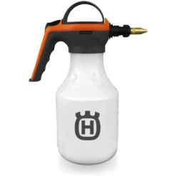 Husqvarna 48oz Handheld Sprayer #596766102